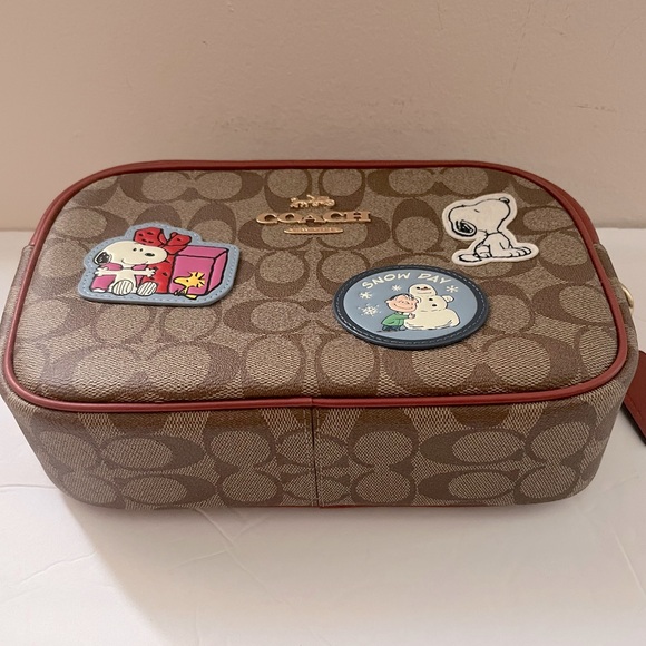 🐶 Coach X Peanuts Jamie Camera Bag In Signature Canvas With Patches Snoopy - Picture 6 of 11
